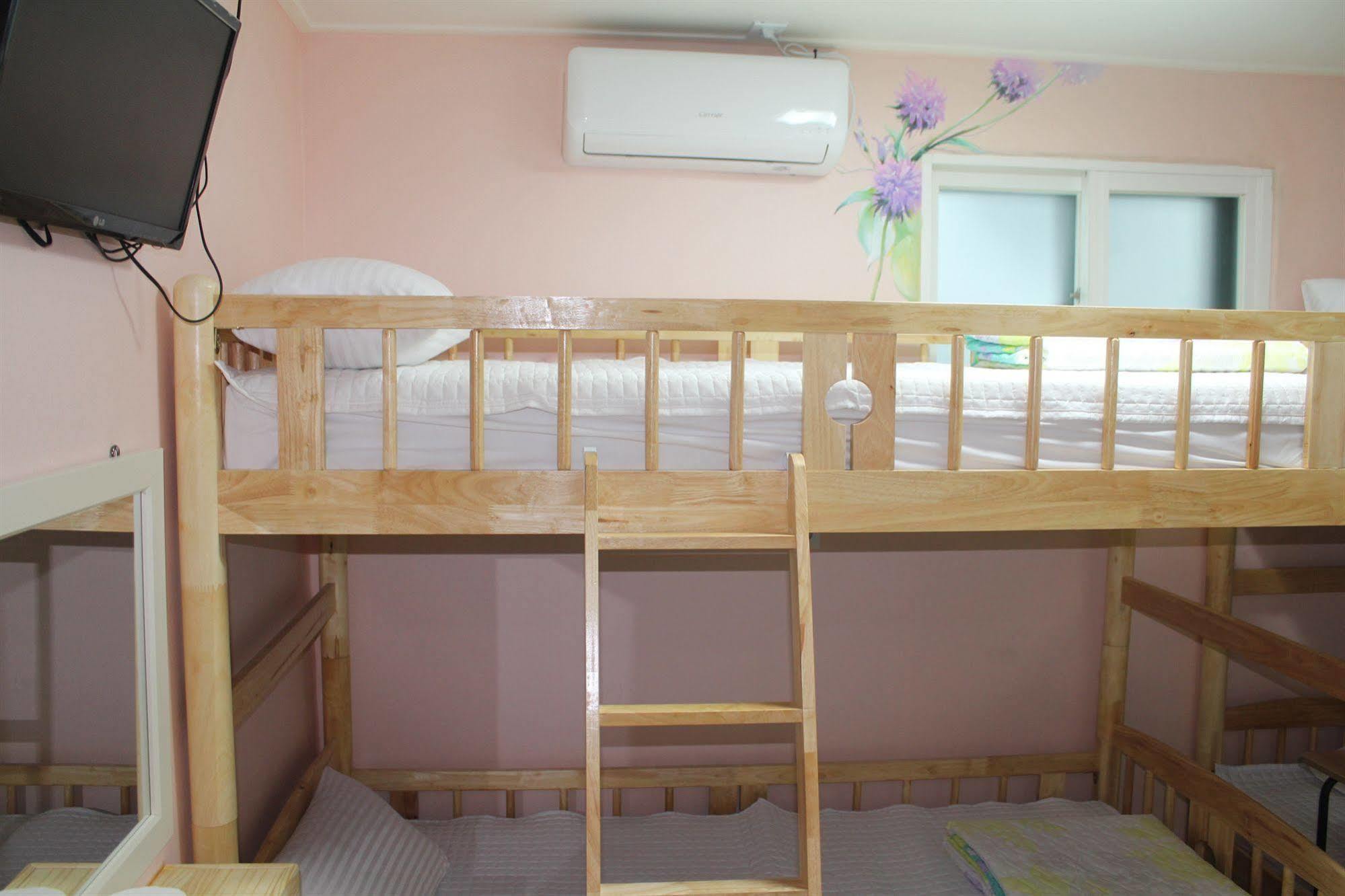 Mk Liberty House Rumah tetamu